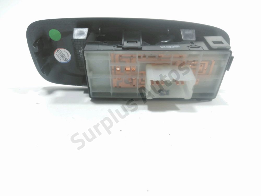 Commande lève-vitre avant droit