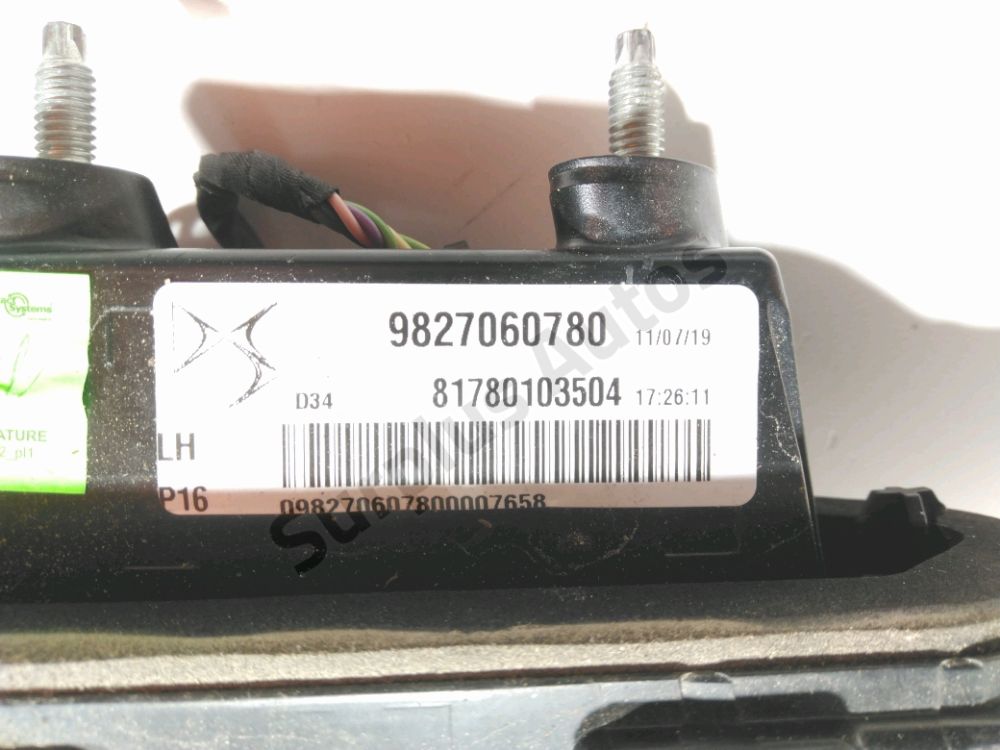 Feu arrière intérieur gauche