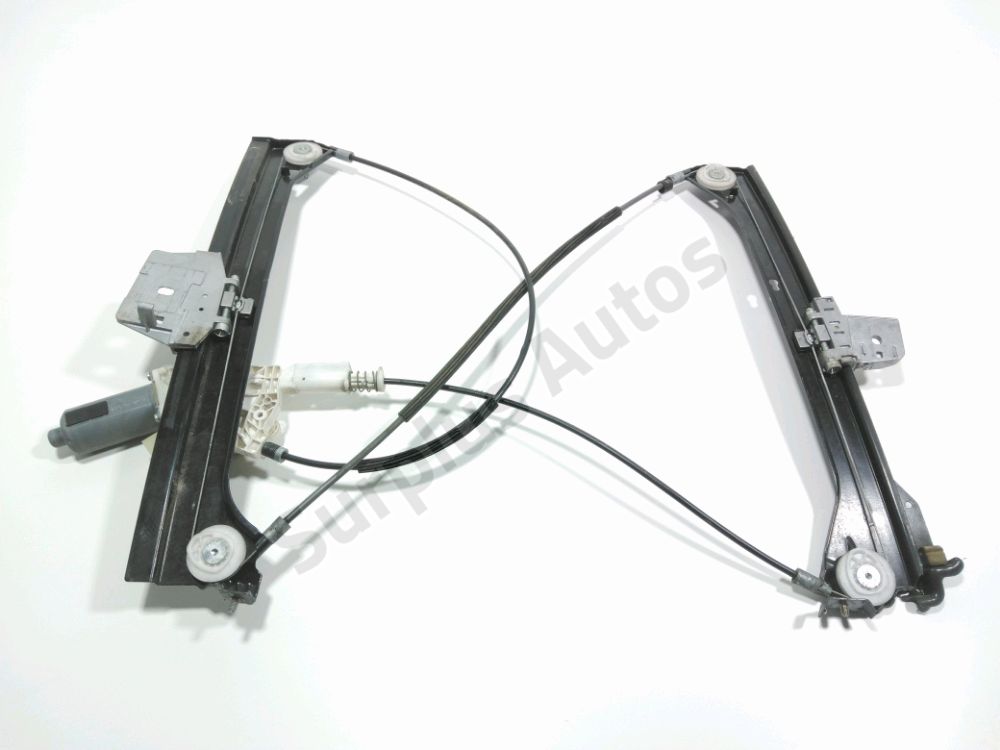 Lève-vitre électrique avant droit