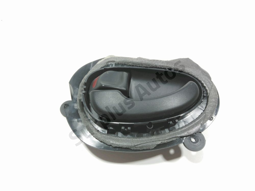 Poignee interieure porte avant gauche