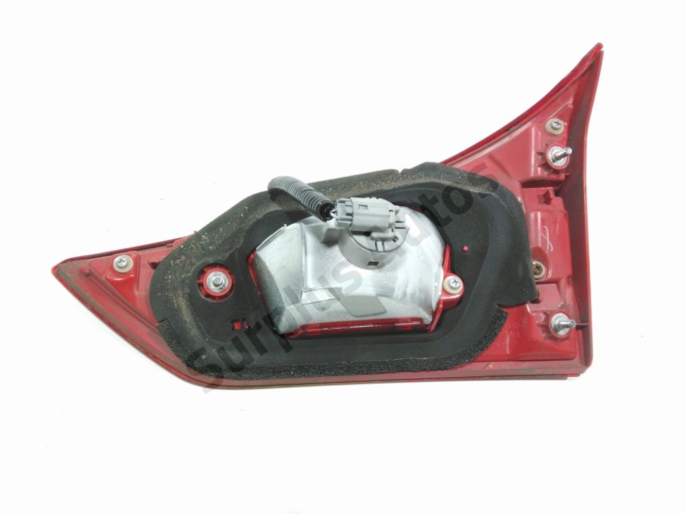 Feu arrière intérieur gauche