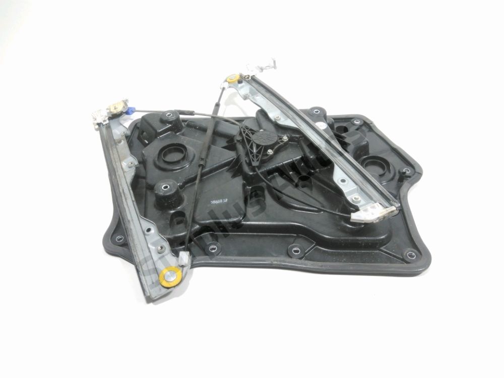 Leve-vitre electrique avant droit