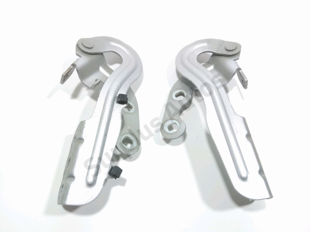 Jeu de charnieres de capot