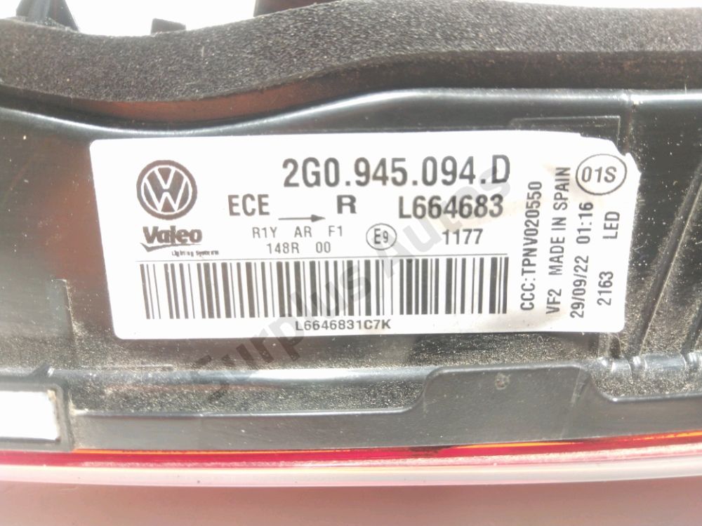 Feu arrière intérieur droit