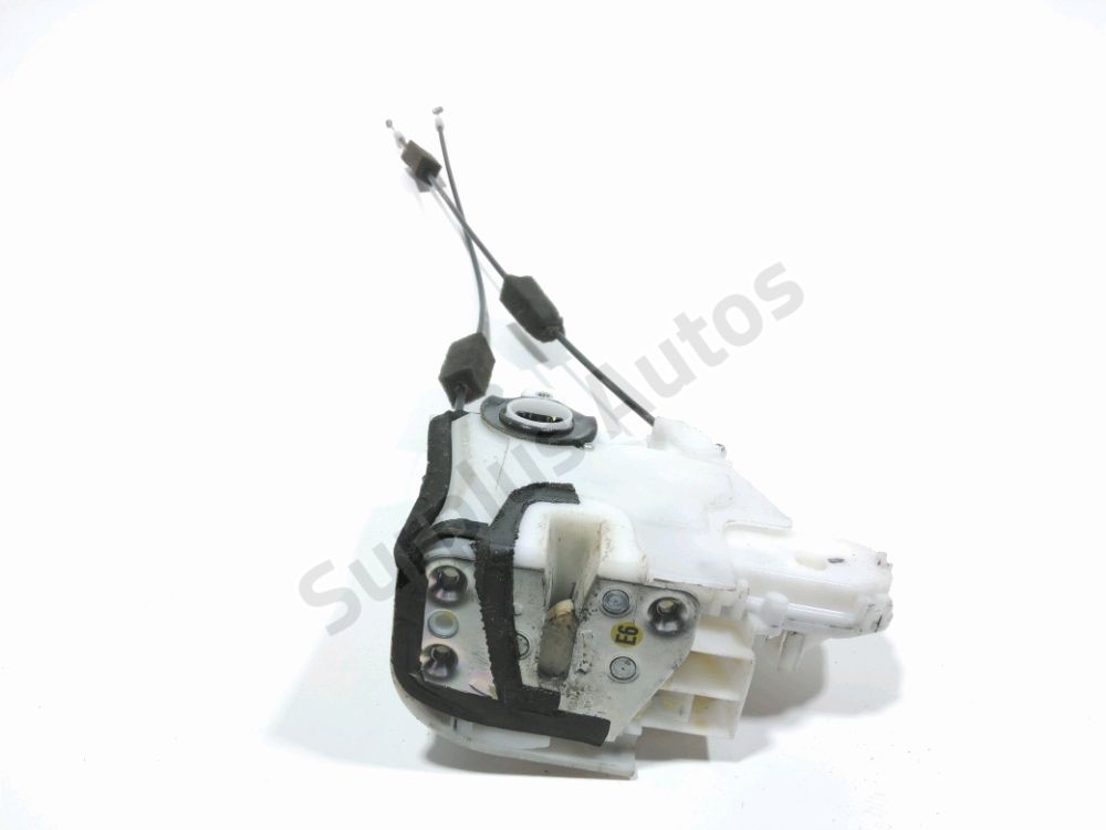 Serrure de porte avant gauche