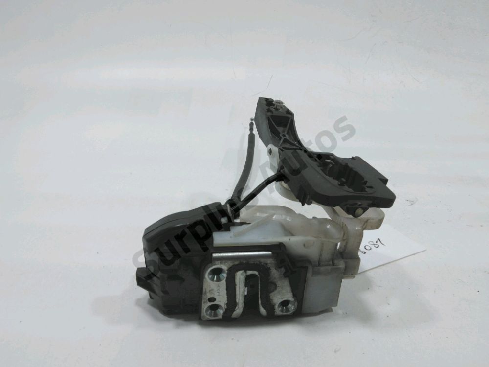 Serrure de porte avant gauche