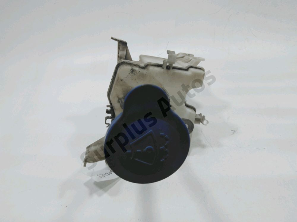 Réservoir de lave glace avant