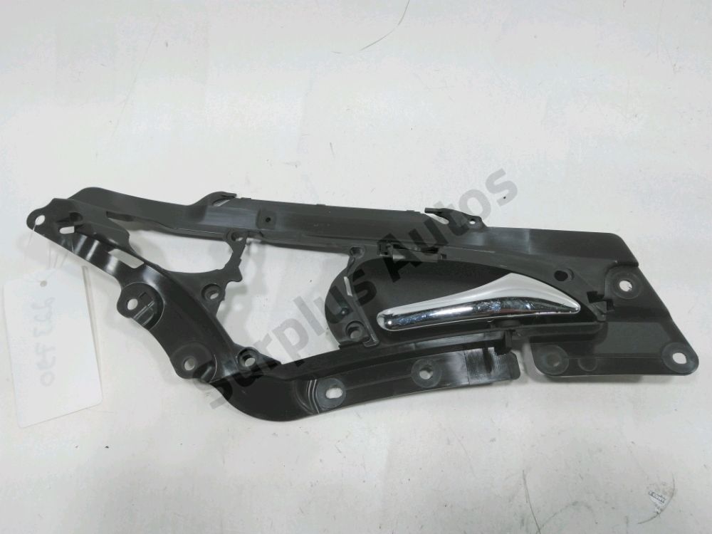 Poignée intérieure porte avant droite