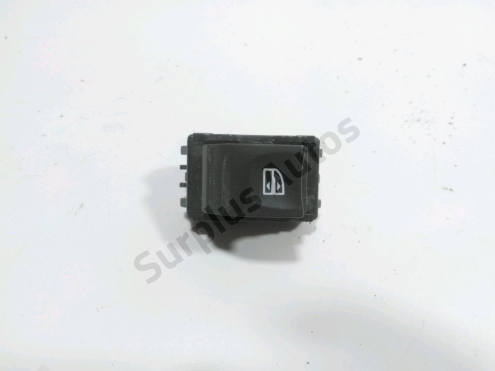 Commande lève-vitre avant droit