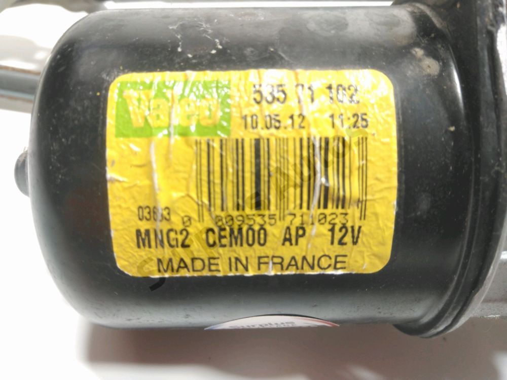 Mécanisme + moteur d'essuie glace avant