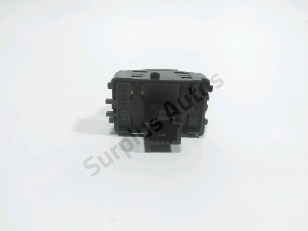 Commande lève-vitre avant droit