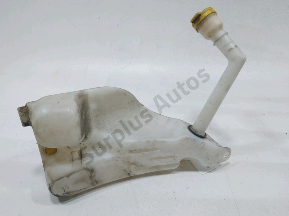 Réservoir de lave glace avant