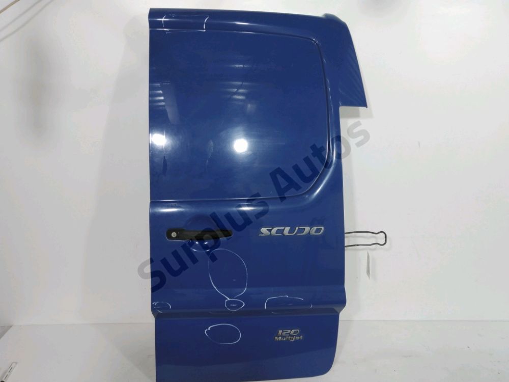 Porte battante arriere droite