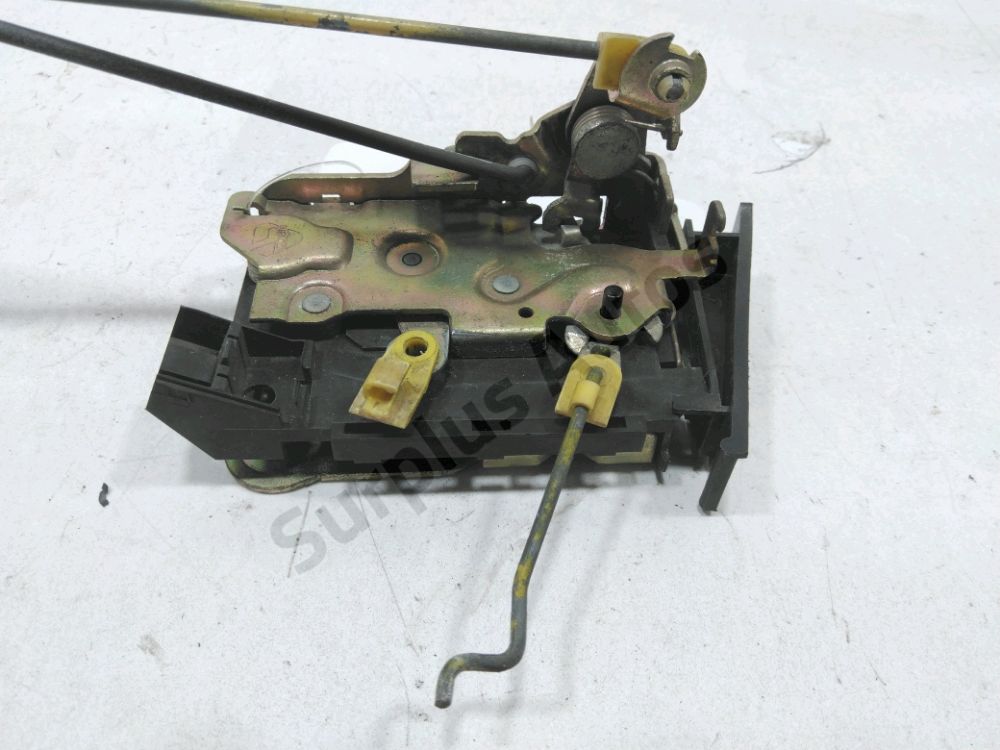 Serrure de porte avant gauche