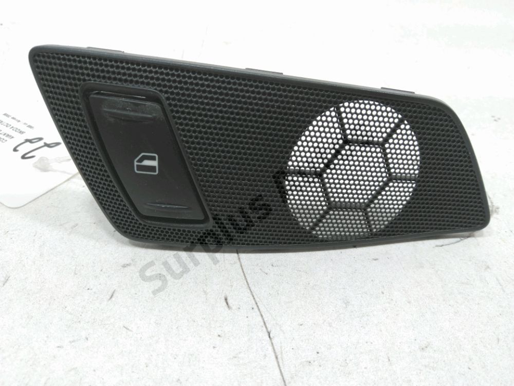 Commande lève-vitre avant droit