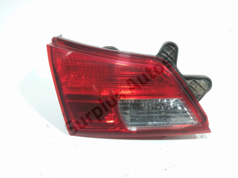 Feu arrière intérieur gauche