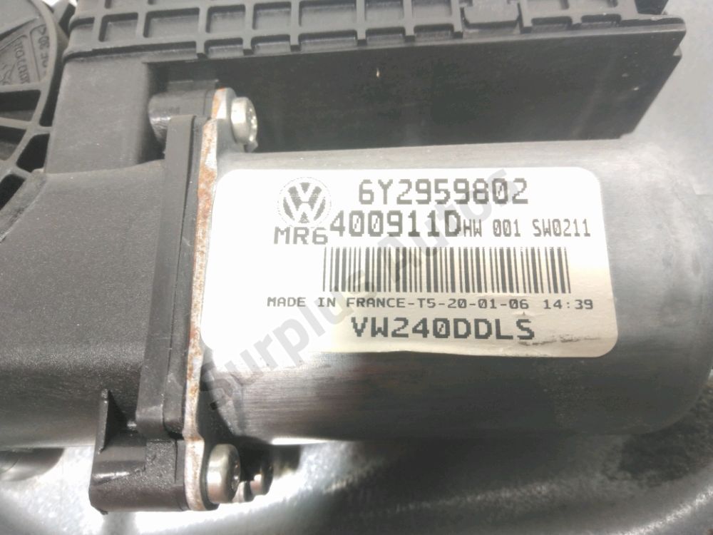 Lève-vitre électrique avant gauche