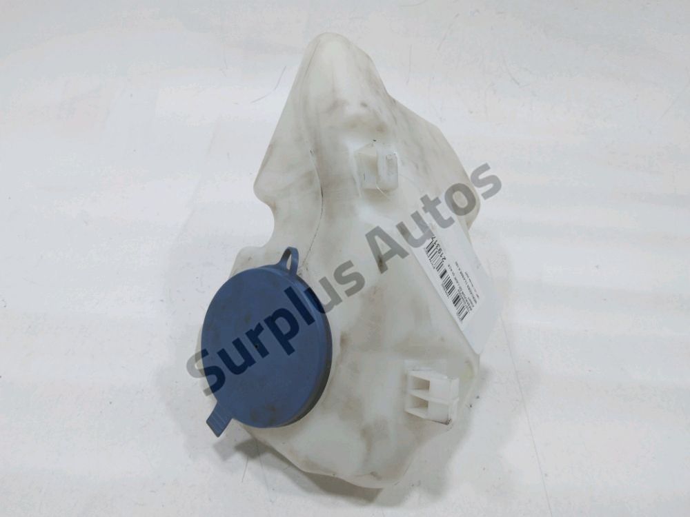 Réservoir de lave glace avant