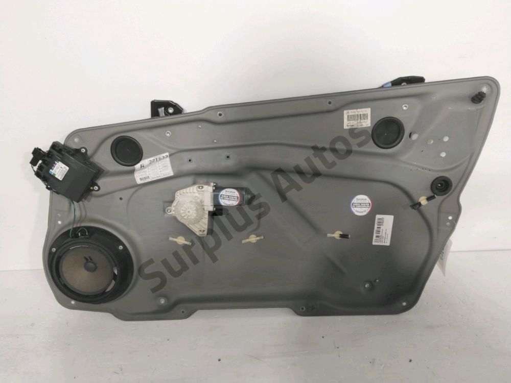 Leve-vitre electrique avant droit