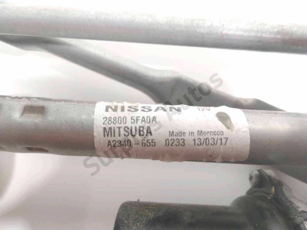 Mécanisme + moteur d'essuie glace avant