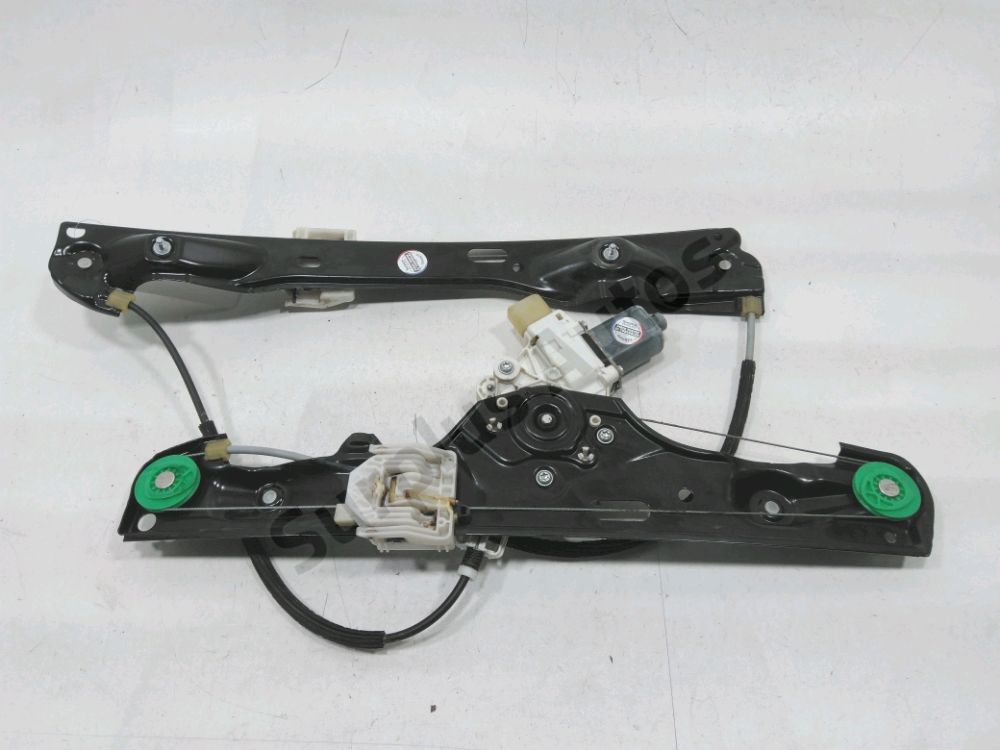 Leve-vitre electrique avant droit