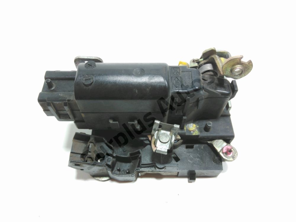 Serrure de porte avant gauche