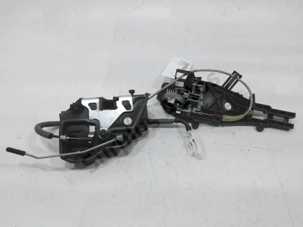 Serrure de porte arrière gauche