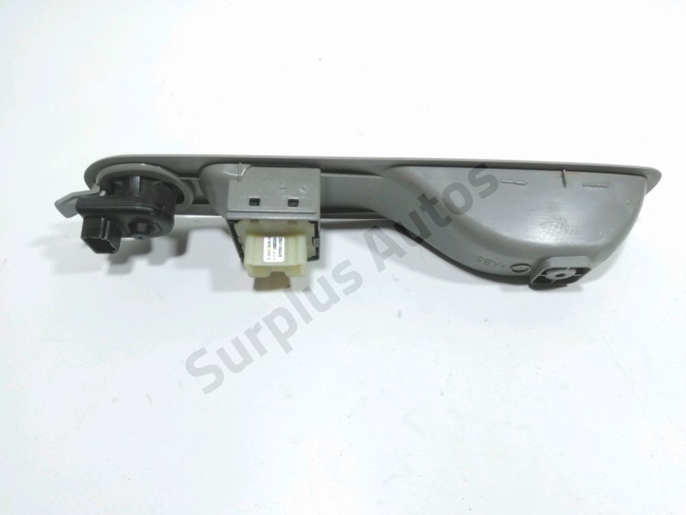 Commande lève-vitre avant gauche