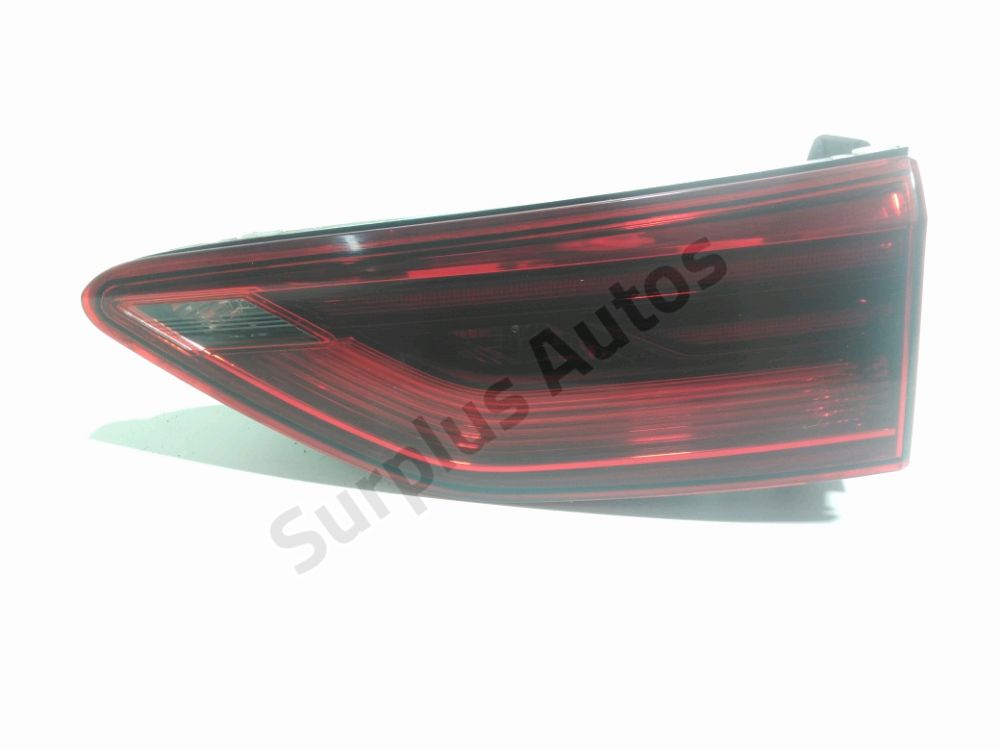 Feu arrière intérieur droit