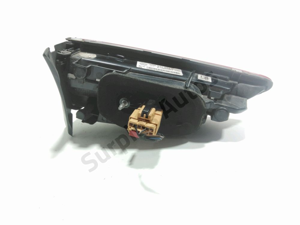 Feu arrière intérieur droit