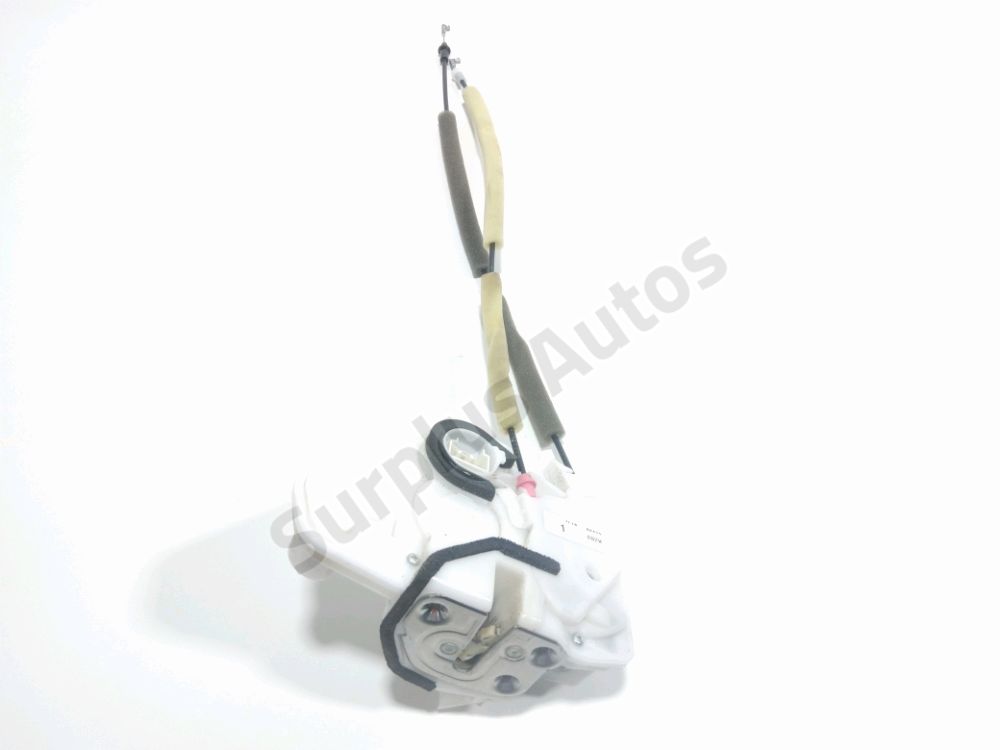 Serrure de porte avant gauche