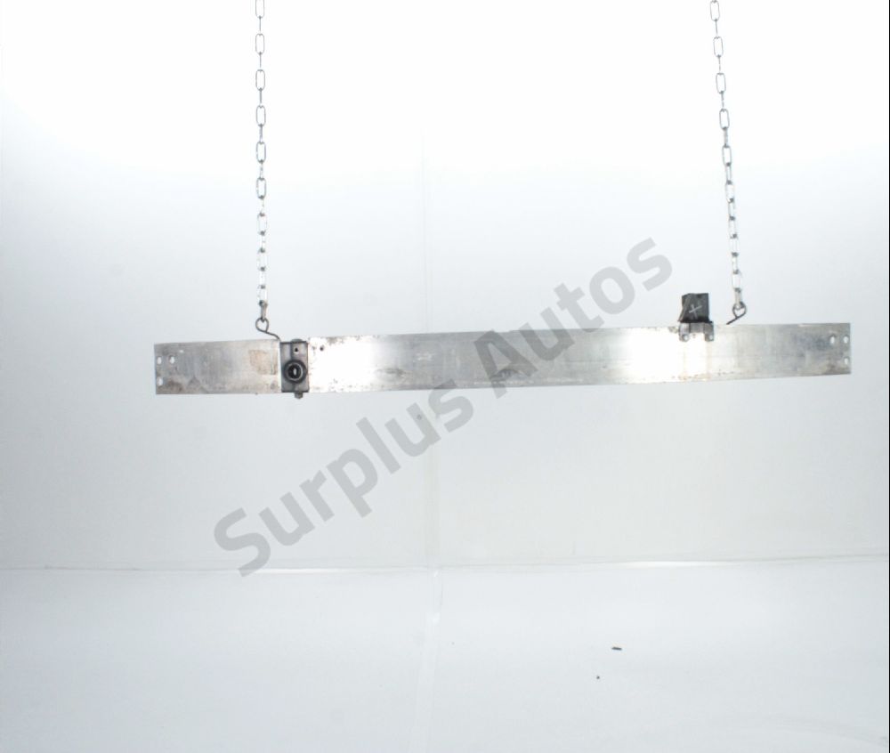 Renfort pare-choc avant