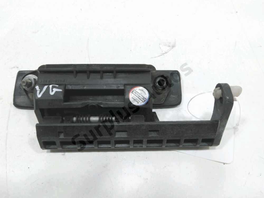 Poignée extérieure avant gauche