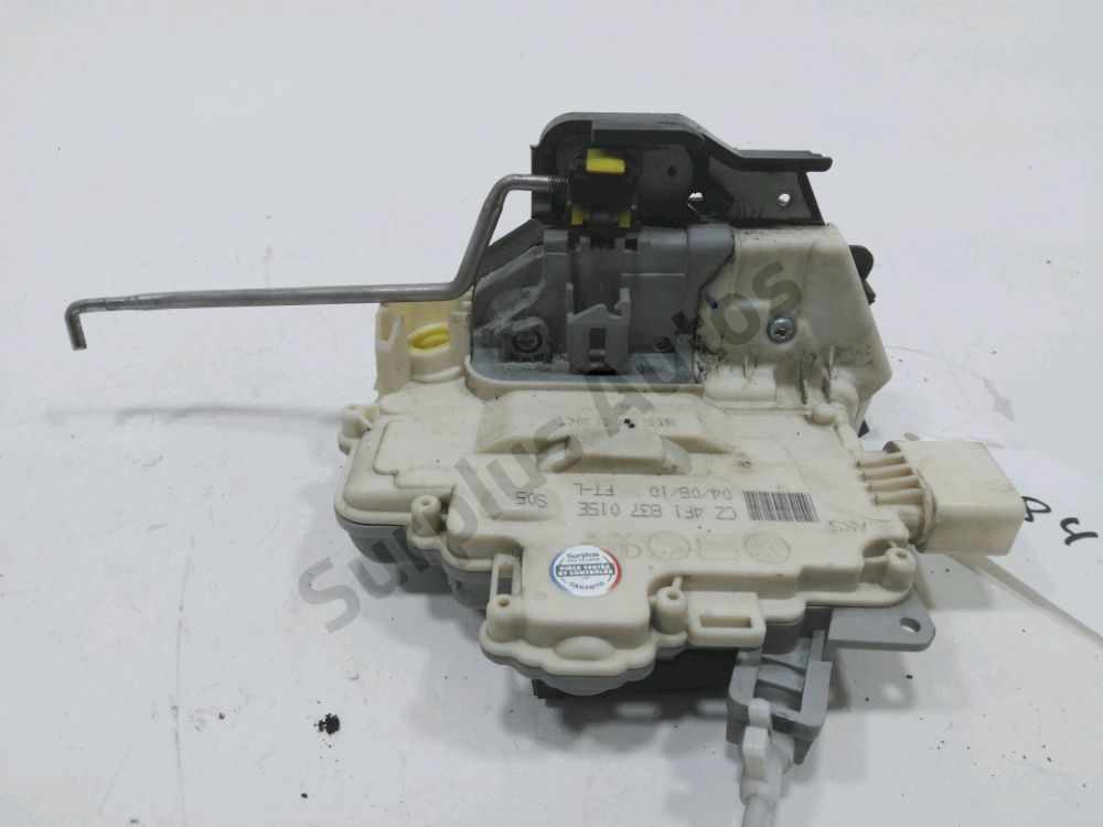 Serrure de porte avant gauche