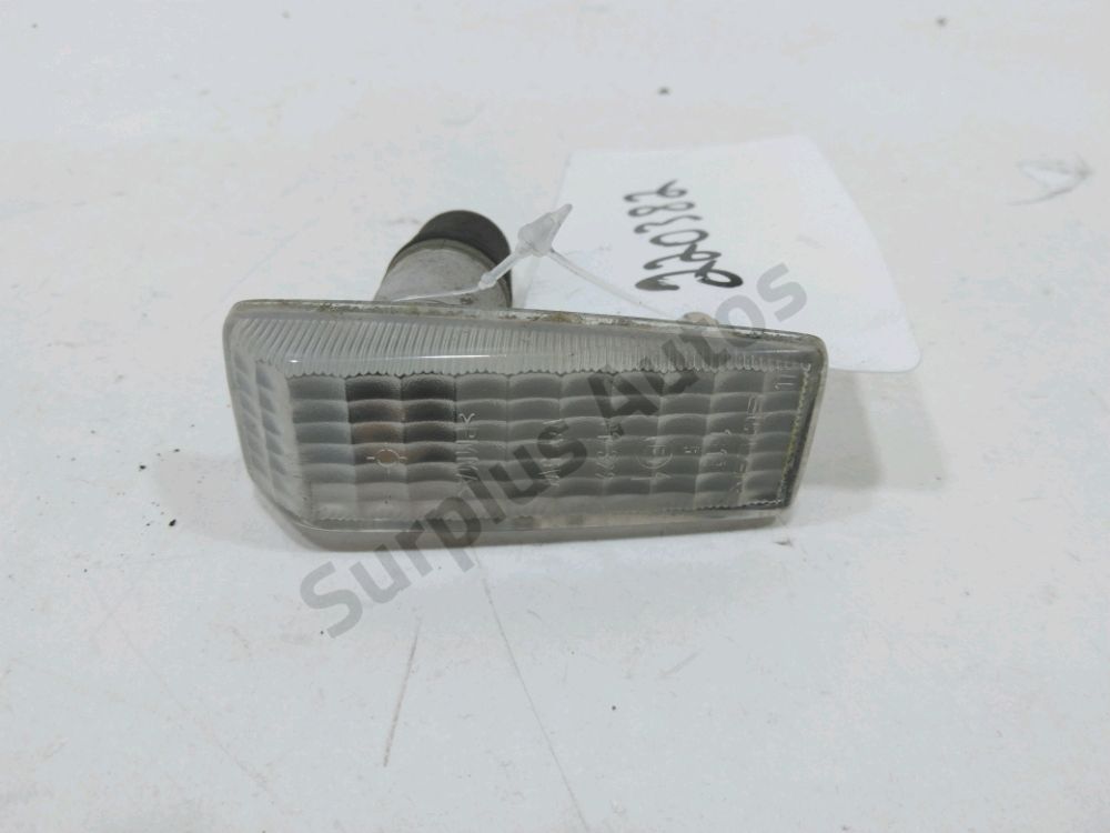 Répétiteur d'aile gauche