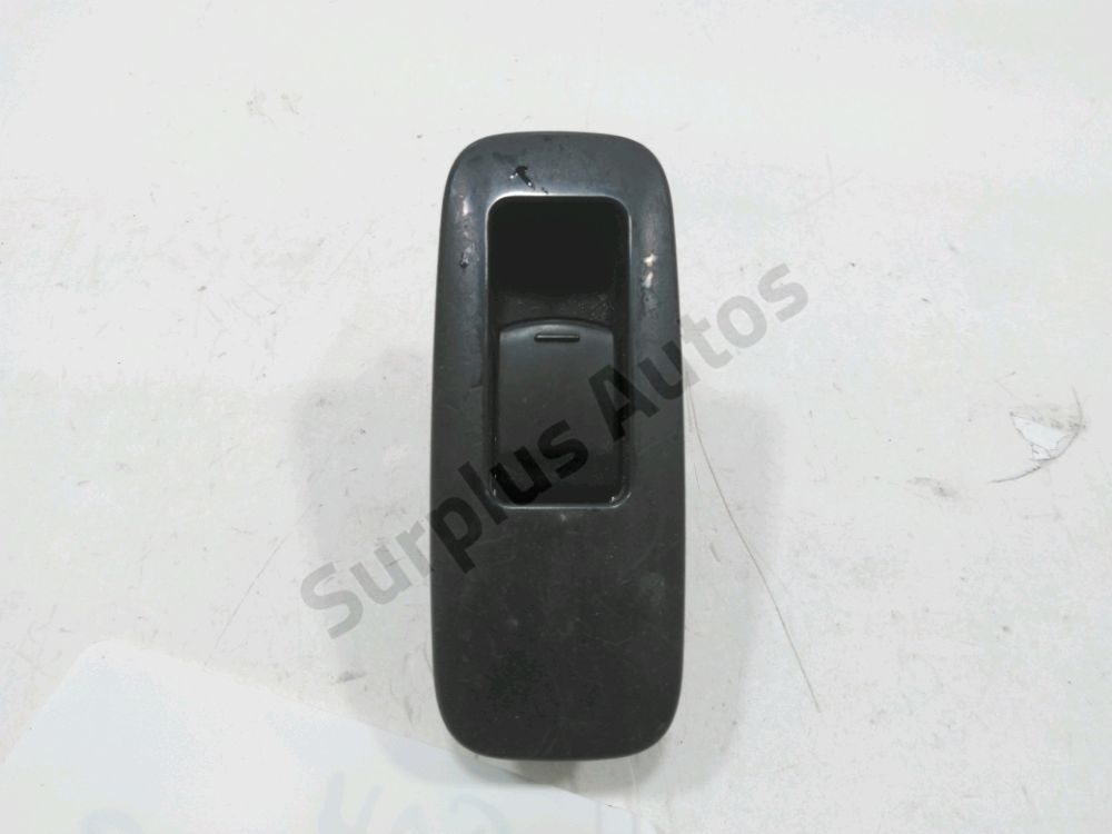 Commande lève-vitre avant droit