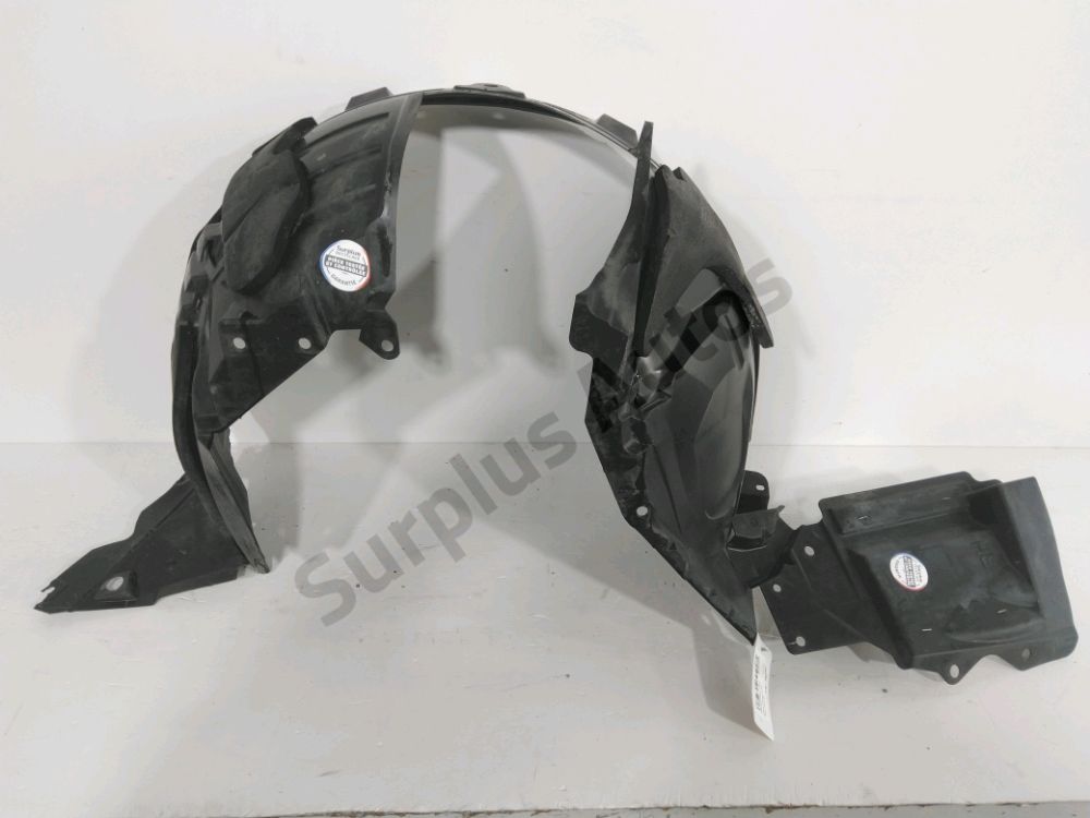 Pare-boue avant droit