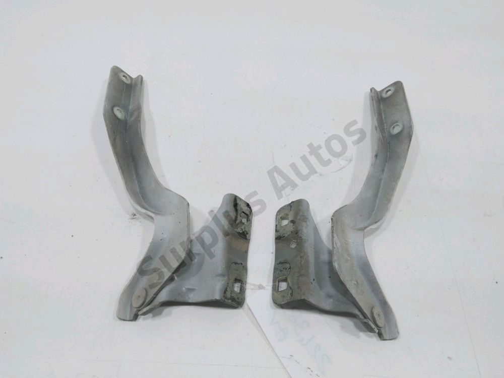 Jeu de charnières de capot