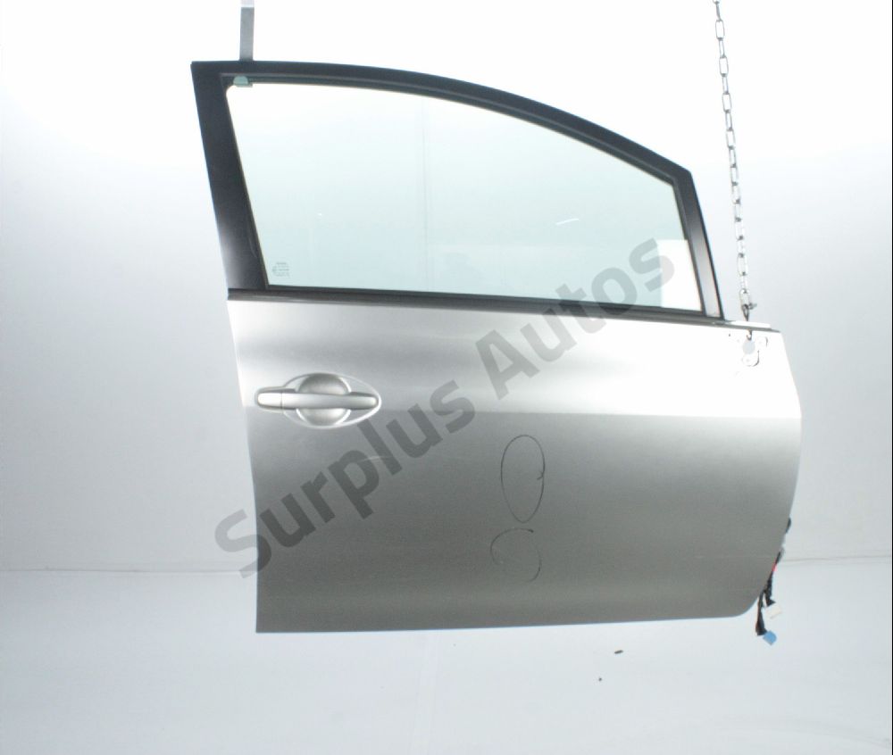 Porte avant droite