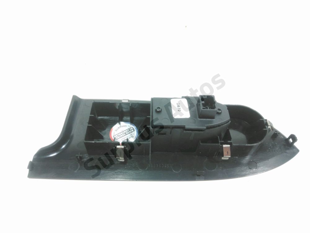 Commande lève-vitre avant droit