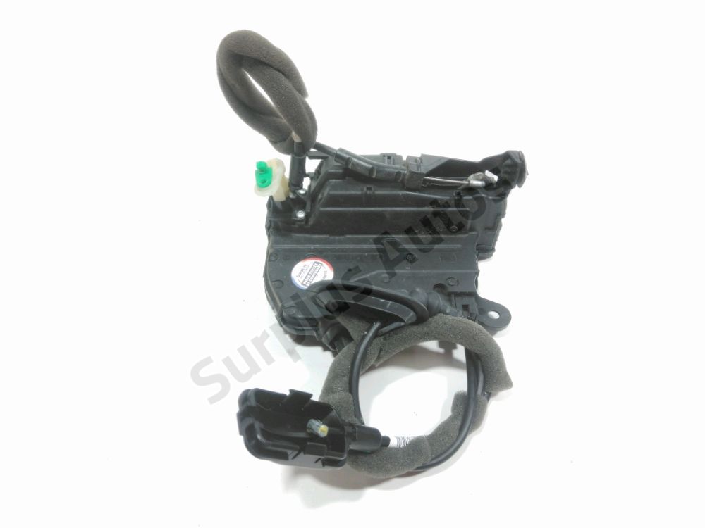 Serrure de porte avant gauche