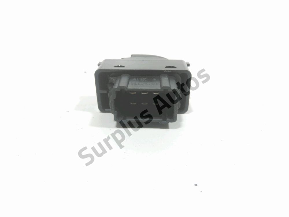 Commande lève-vitre avant droit