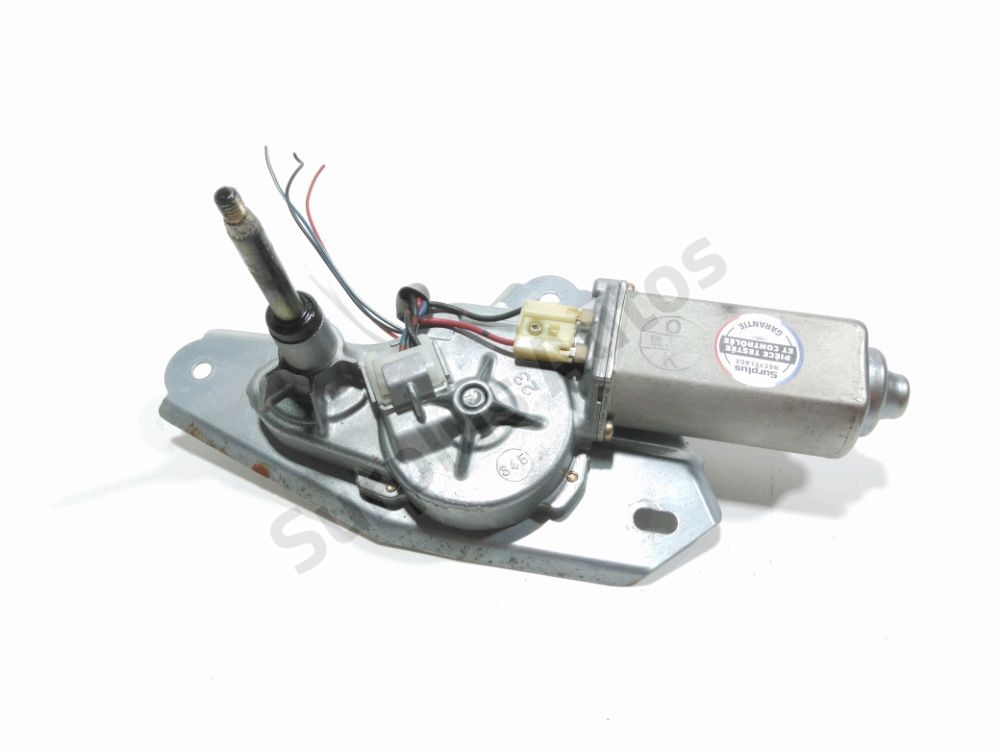 Moteur d'essuie glace arrière