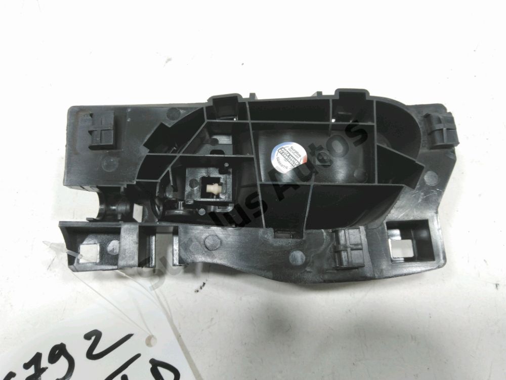 Poignée intérieure porte avant droite