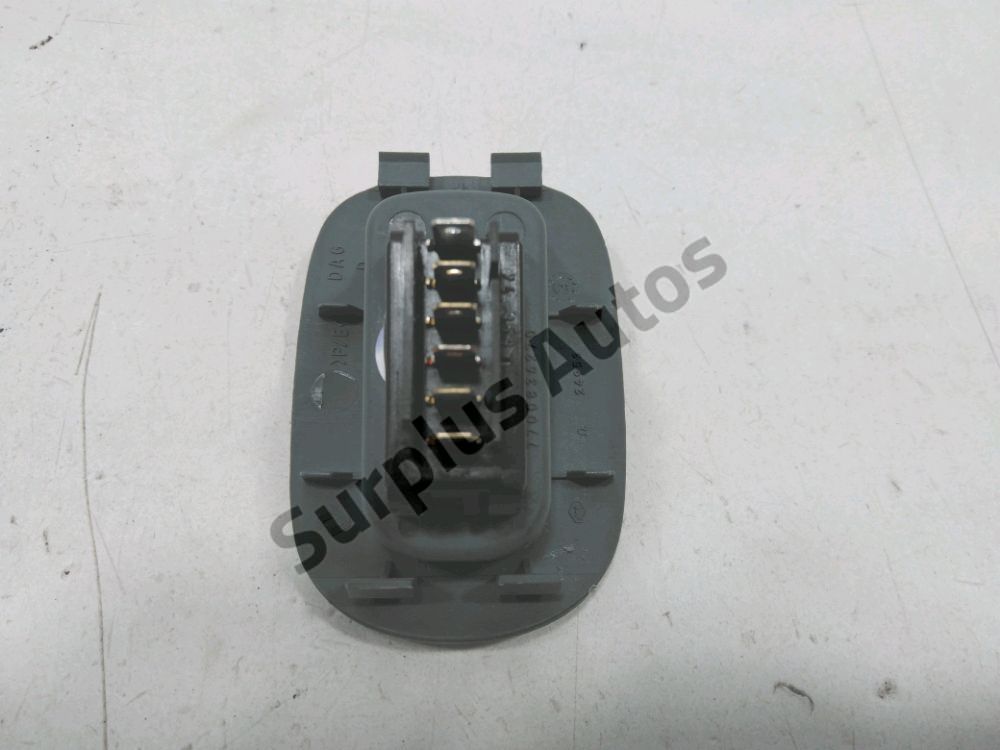 Commande lève-vitre avant droit