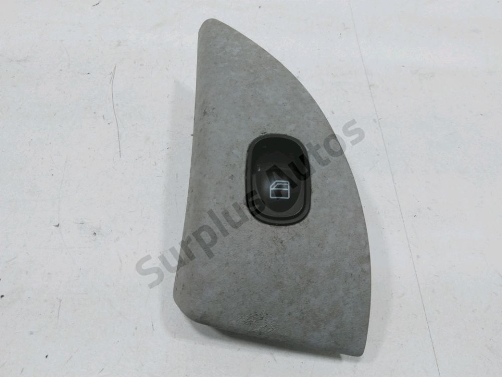 Commande lève-vitre avant droit