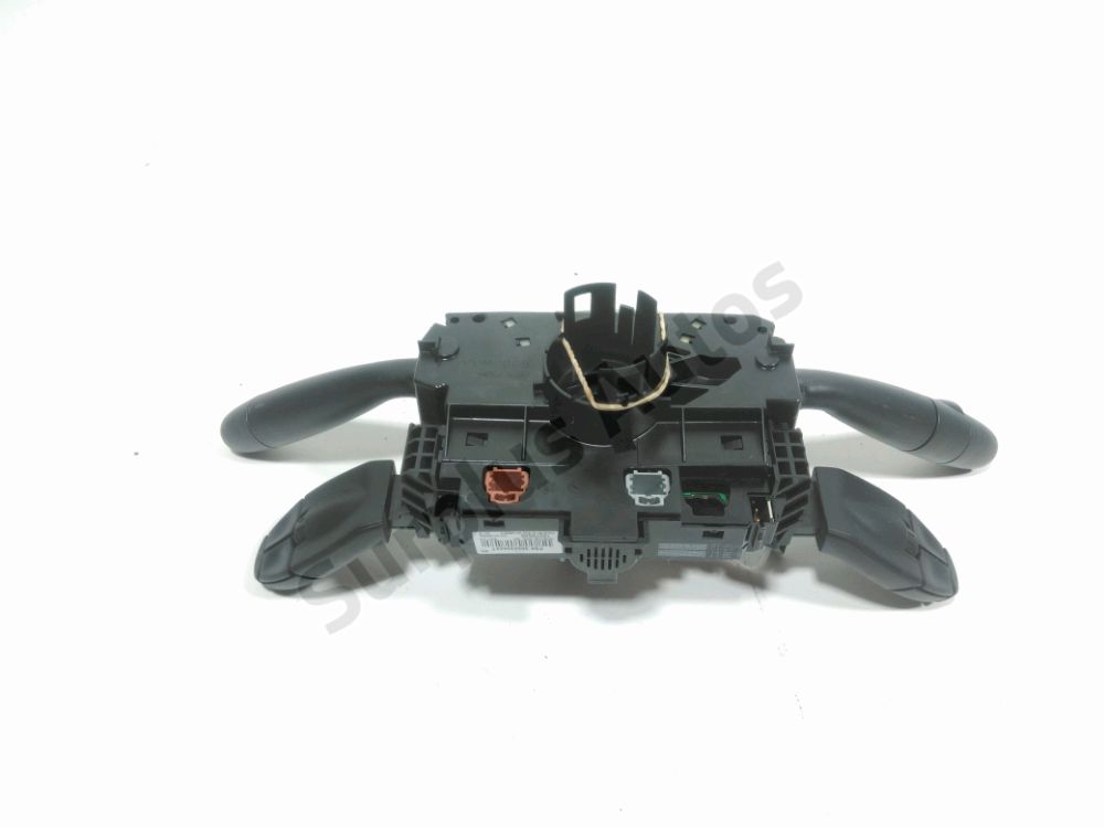 Commande sous-volant