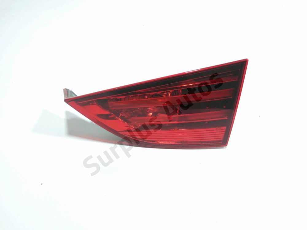 Feu arriere interieur droit