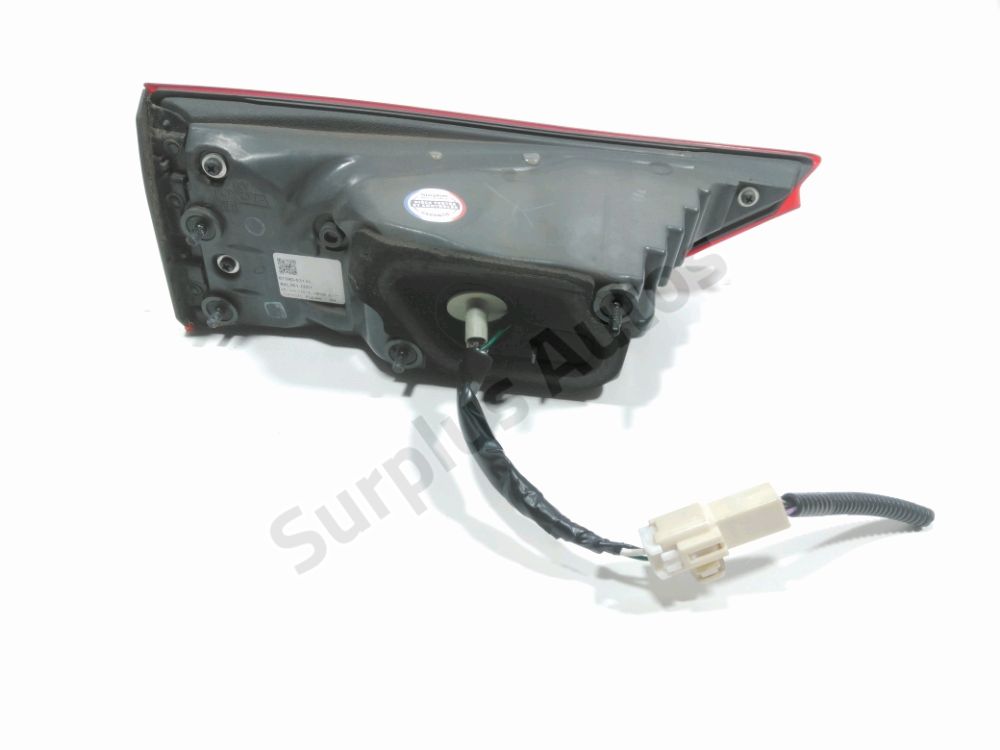 Feu arrière intérieur droit