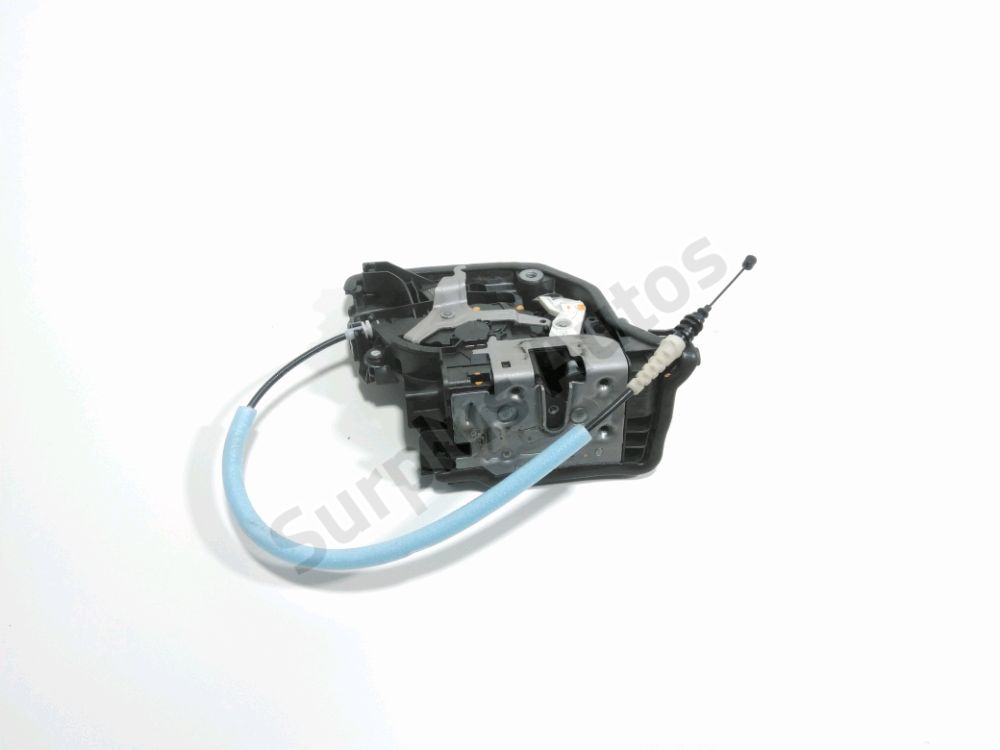 Serrure de porte avant droite